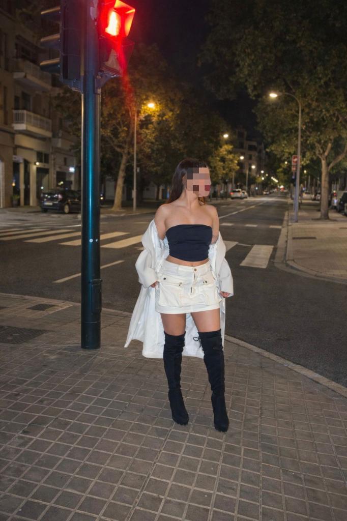 Chica busca chico en Sevilla: 