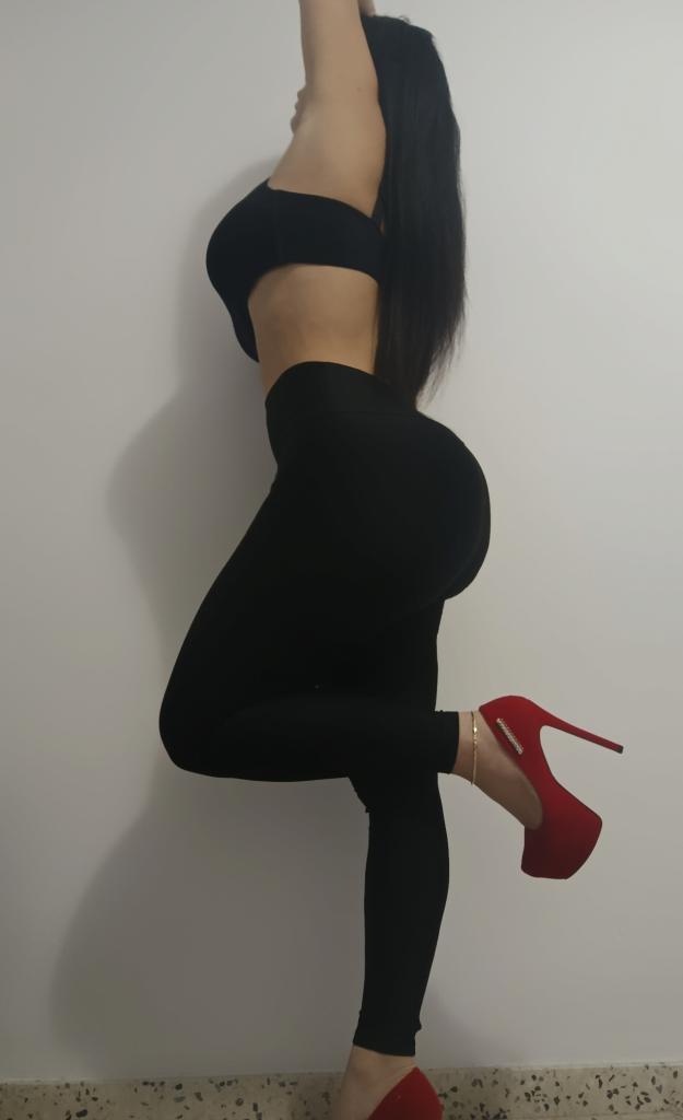 Chica busca chico en Cádiz: 