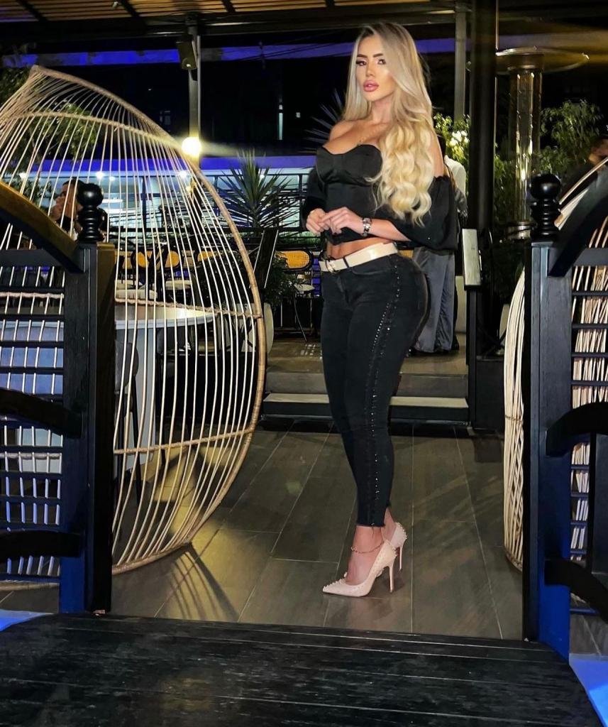 Chica busca chico en Valencia: Chica busca chico