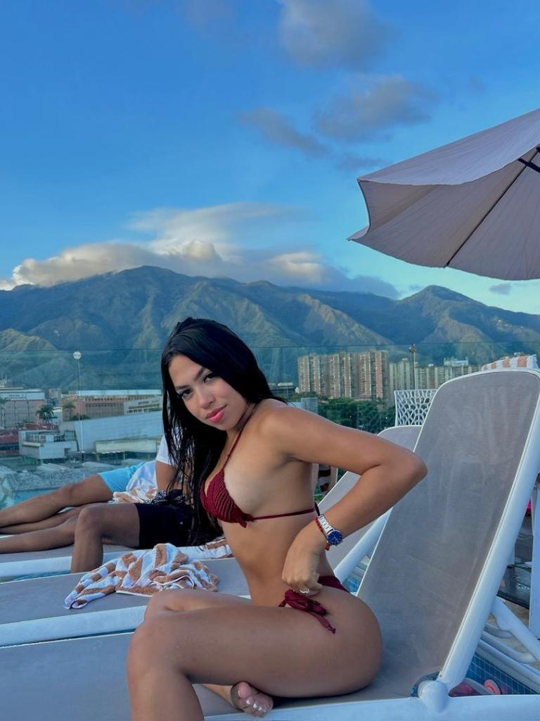 Chica busca chico en Mallorca: 