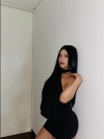 610643622: Chica busca chico en Barcelona