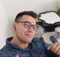 679034217: Chico busca chica en Málaga