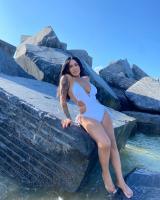 613478665: Transexual en Gerona