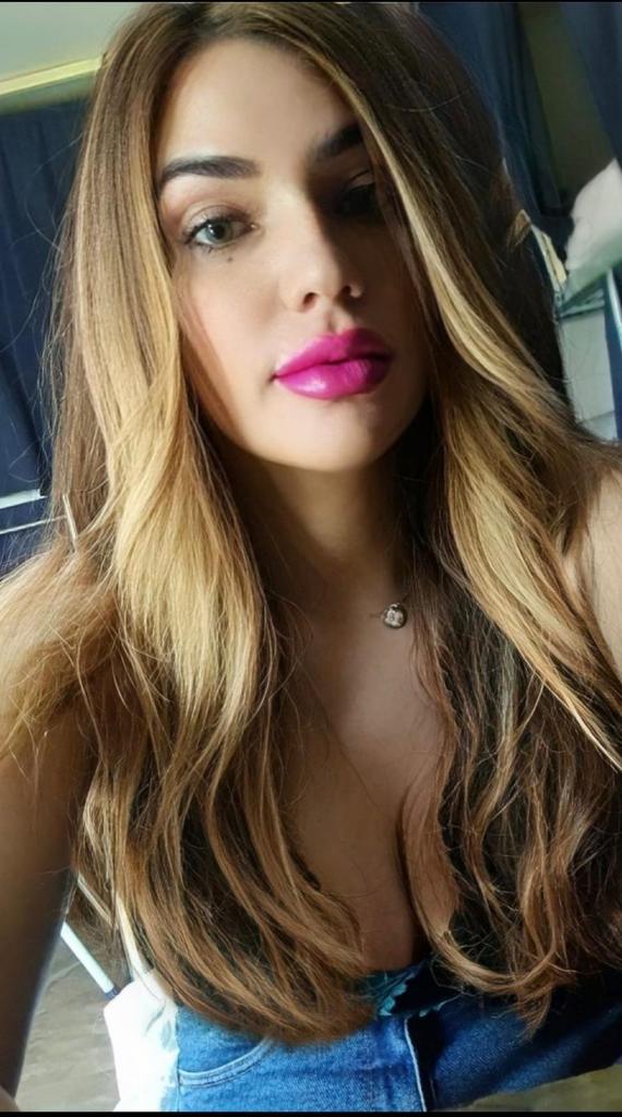 Chica busca chico en Granada: 