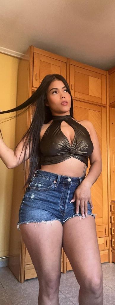 662929535: Chica busca chico en Murcia