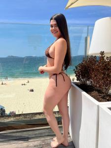 634189126: Chica busca chico en Ibiza