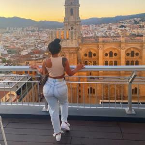 664423661: Chica busca chico en Las Palmas