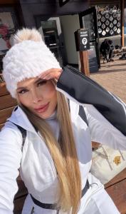 627507647: Chica busca chico en Navarra