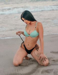 697356744: Chica busca chico en Menorca