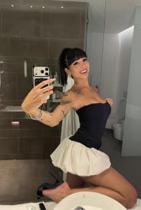 684741445: Chica busca chico en Mallorca