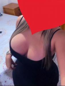613884068: Chica busca chico en Almería