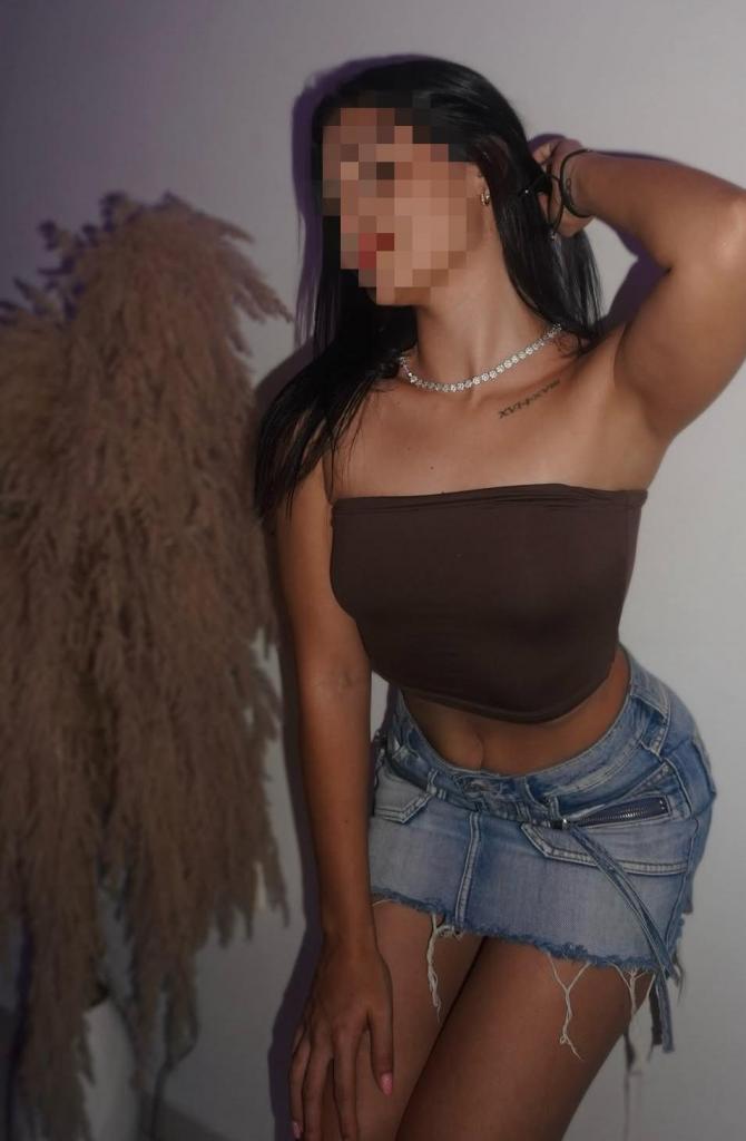 Chica busca chico en Barcelona: 