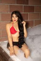 613903173: Chica busca chico en Cádiz
