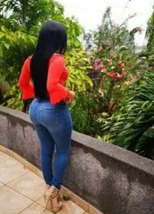 Chica busca chico en Granada: 