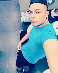 613196110: Chico busca chica en Ceuta