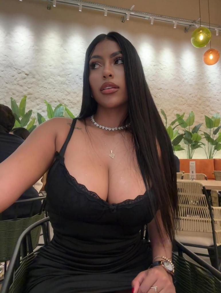 Chica busca chico en Barcelona: 