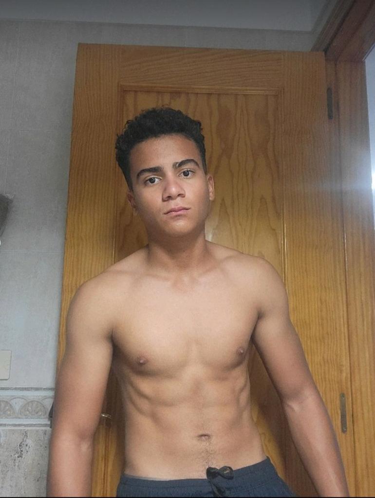 613735758: Chico busca chica en Tenerife