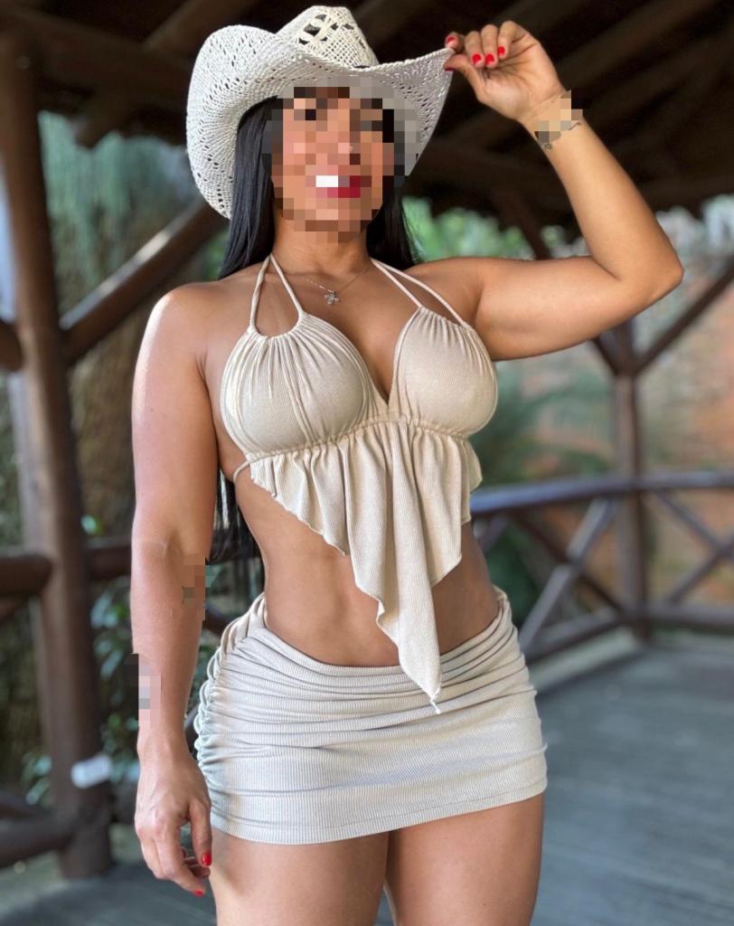 Chica busca chico en Tenerife: 
