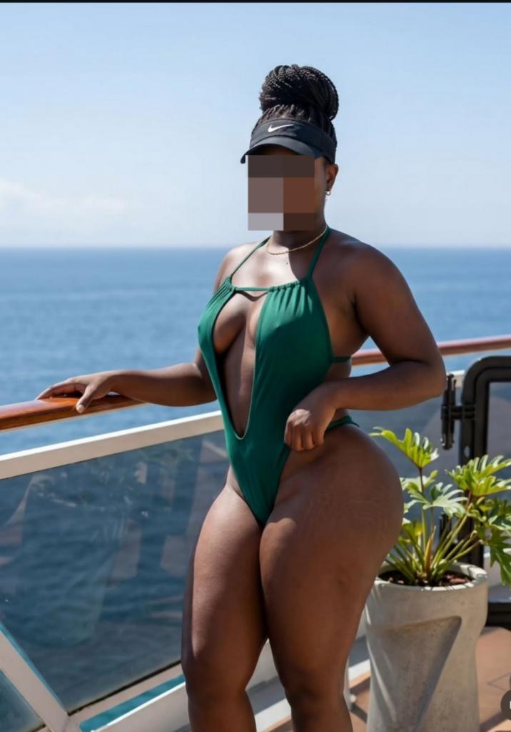 745070225: Chica busca chico en Lugo