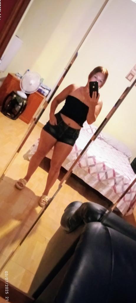 627239146: Chica busca chico en Murcia
