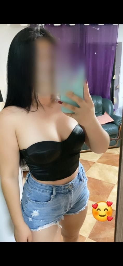 Chica busca chico en Cádiz: 
