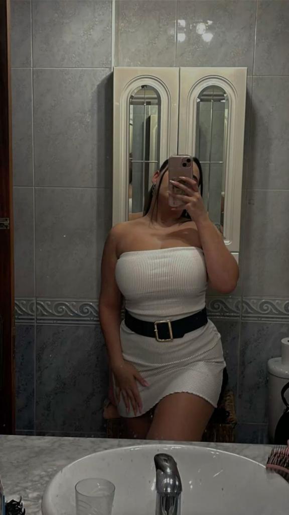 644569667: Chica busca chico en Cáceres