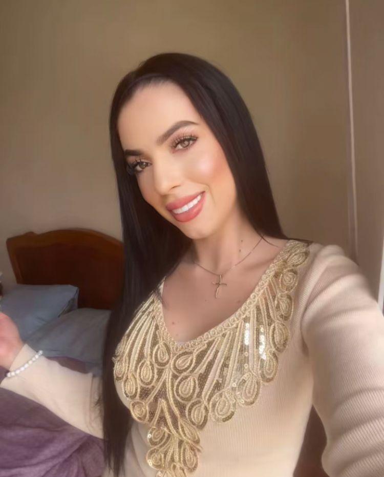 642403336: Chica busca chico en Almería
