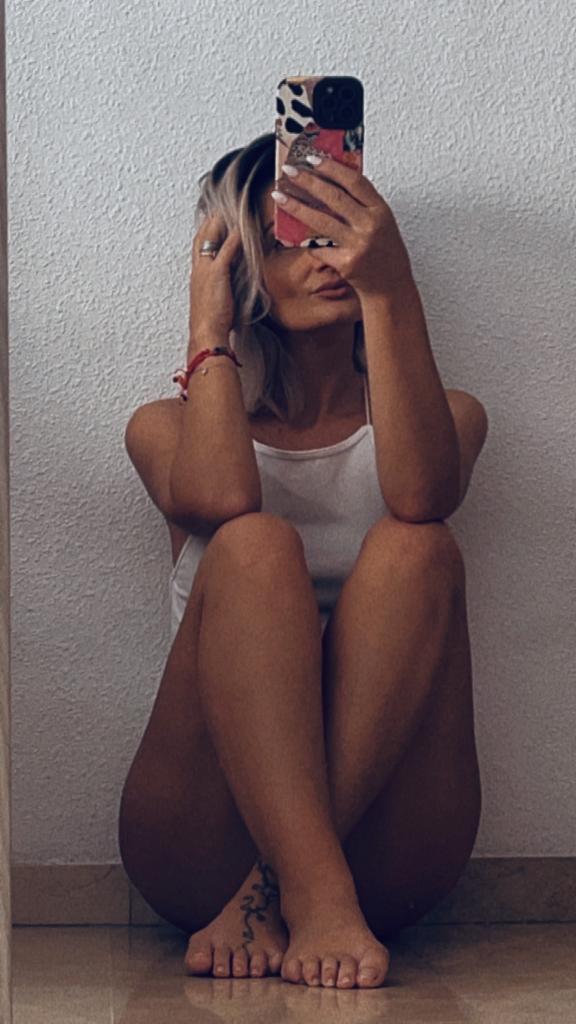 Chica busca chico en Almería: 