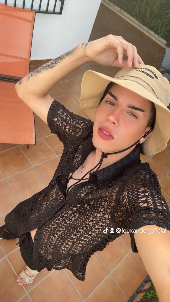643093545: Chico busca chica en Málaga