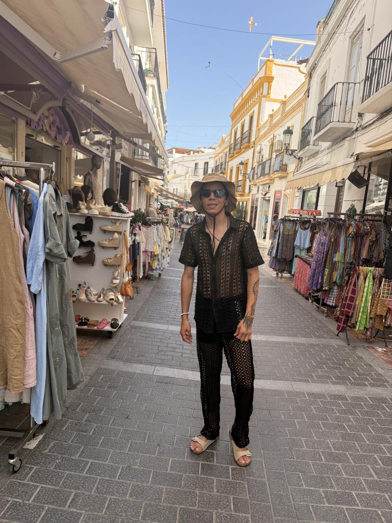 643093545: Chico busca chica en Málaga
