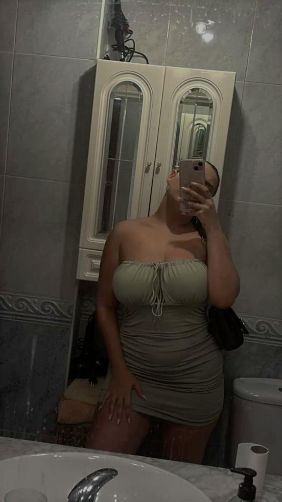 644569667: Chica busca chico en Cáceres