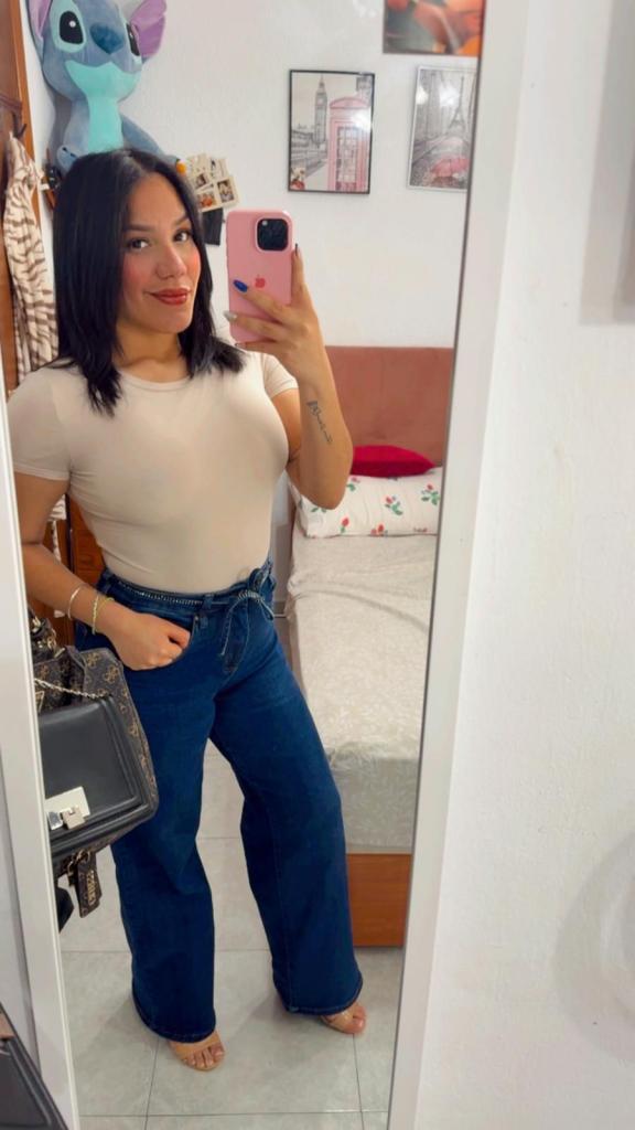 614977806: Chica busca chico en Zaragoza