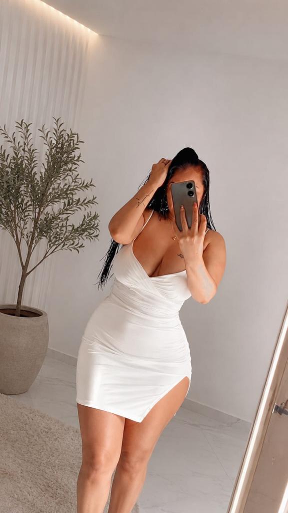 693278973: Chica busca chico en Málaga
