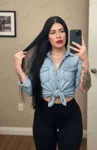 613781561: Chica busca chico en Gerona