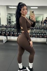 613781561: Chica busca chico en Gerona