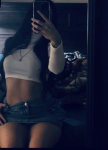 743028646: Chica busca chico en Zaragoza