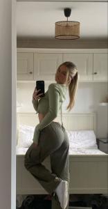 631750790: Chica busca chico en Murcia