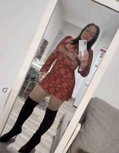 629708399: Chica busca chico en Murcia