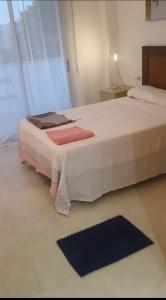 670043826: Chica busca chico en Tarragona