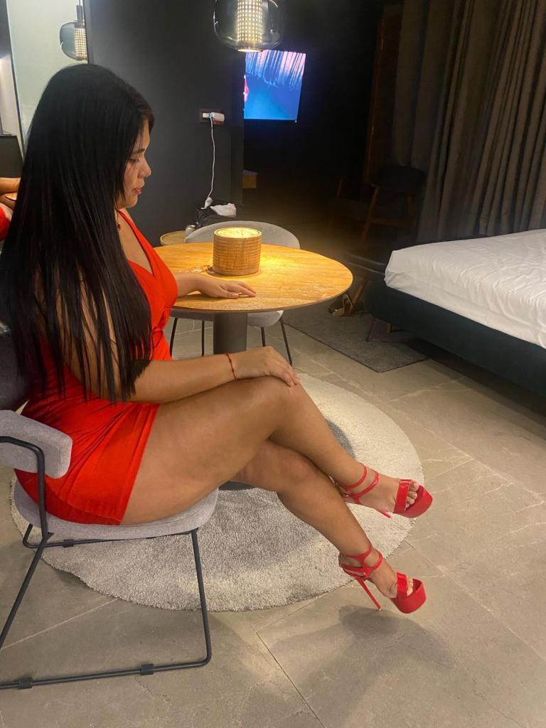 Chica busca chico en Alicante: 
