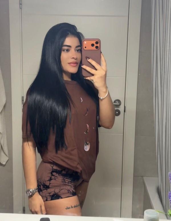 Chica busca chico en Granada: 