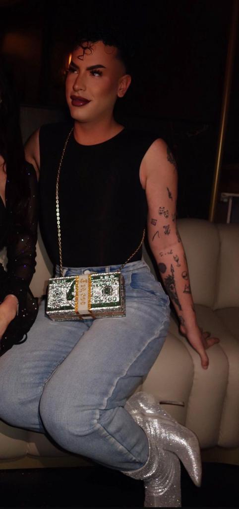 Travesti en Alicante: 