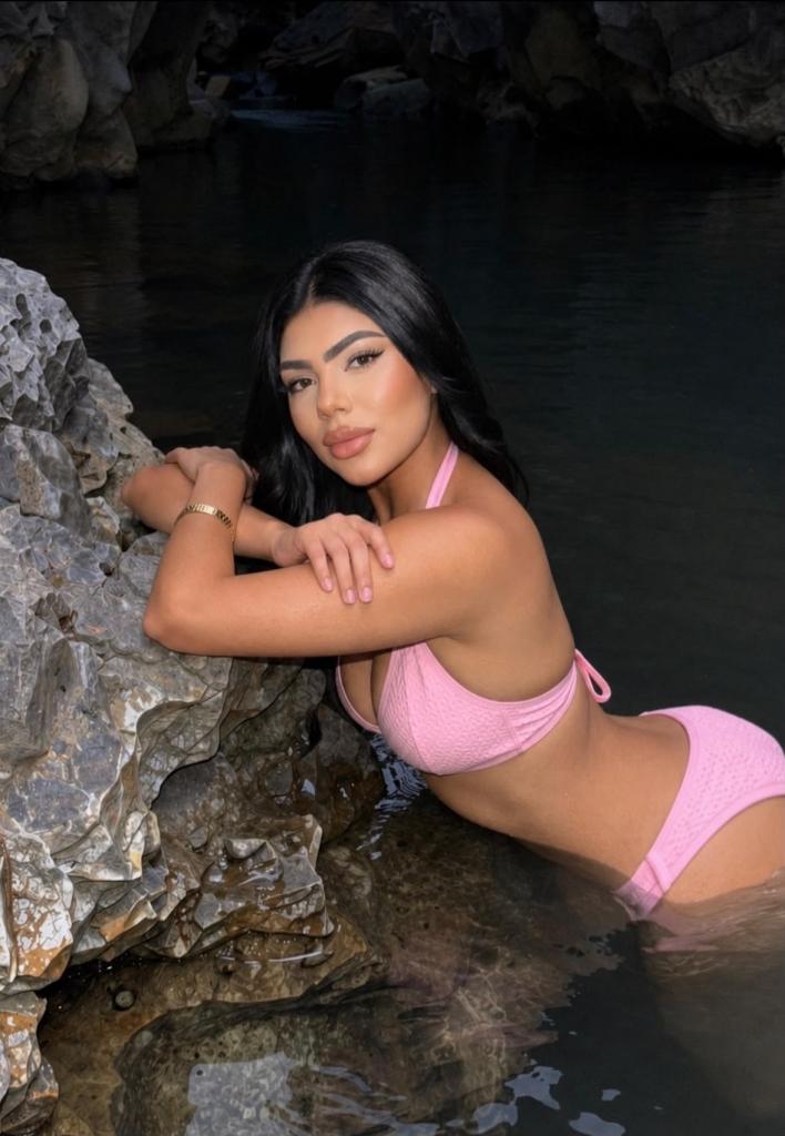 Chica busca chico en Valencia: Chica busca chico