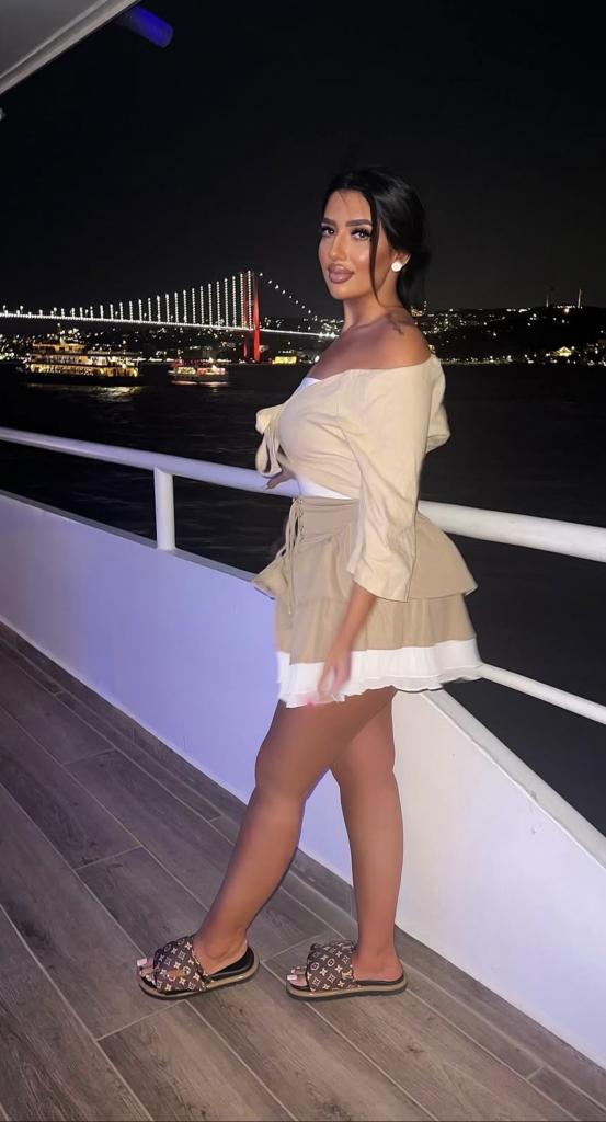 613290162: Chica busca chico en Málaga