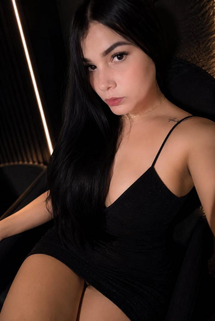 604121485: Chica busca chico en Badajoz