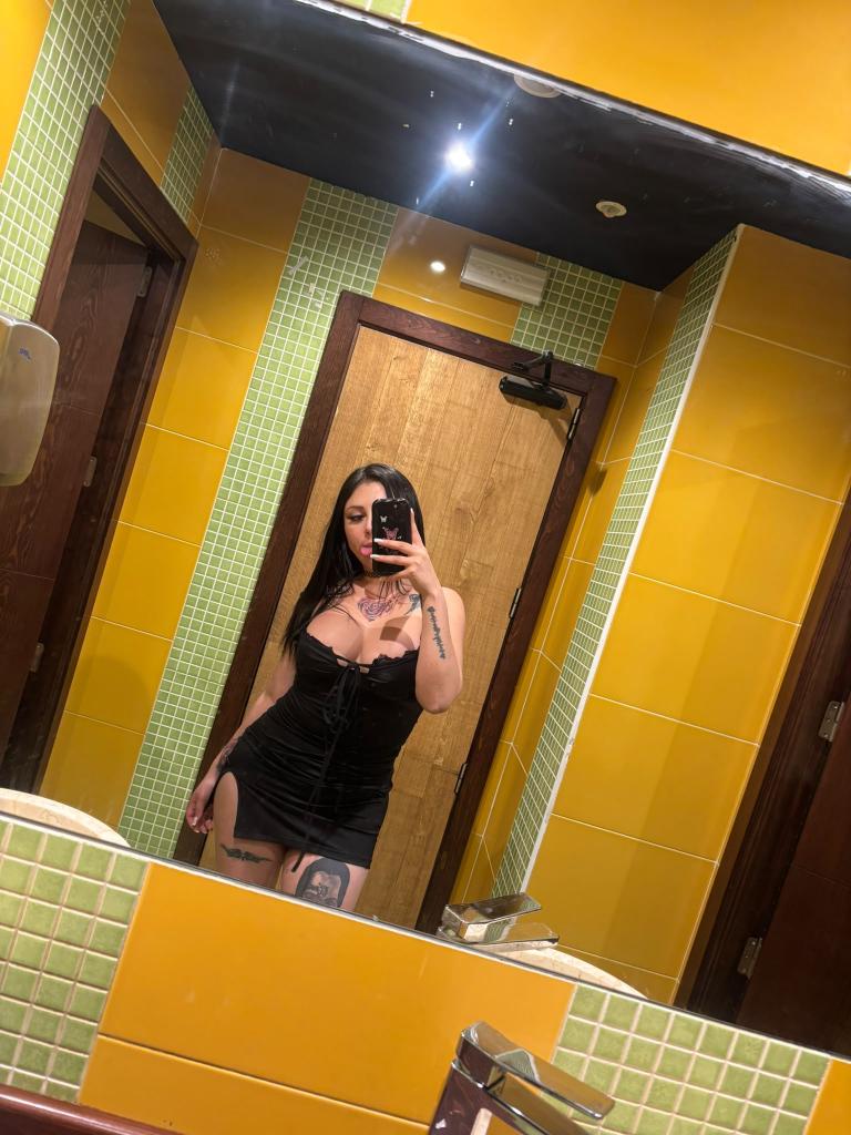 Chica busca chico en Madrid: Chica busca chico
