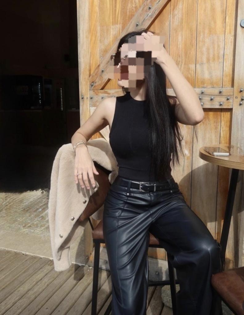 613215189: Chica busca chico en Lugo