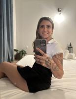 647439488: Chica busca chico en Barcelona