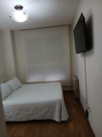 640906309: Chica busca chico en Valencia