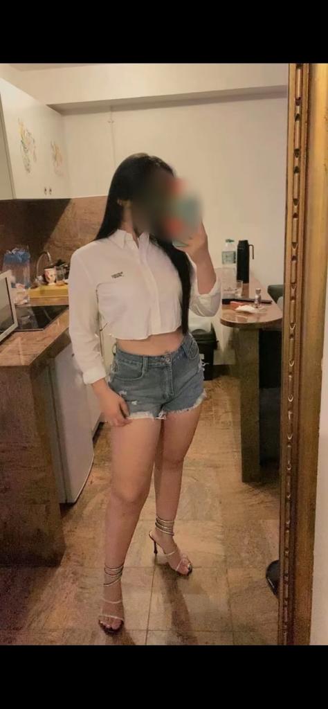 661134740: Chica busca chico en Cádiz